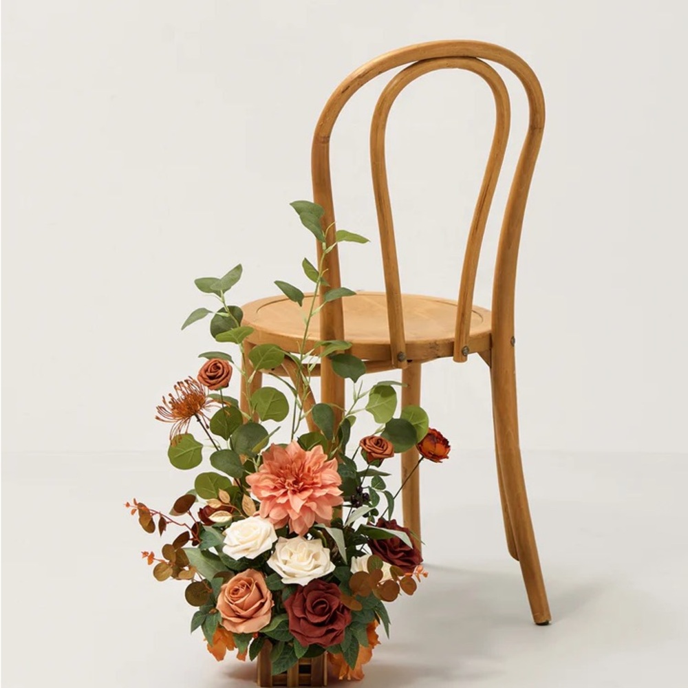 Ling’s Moment - Wedding Aisle Runner Flower Arrangement in Sunset Terracotta